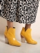 Jaune